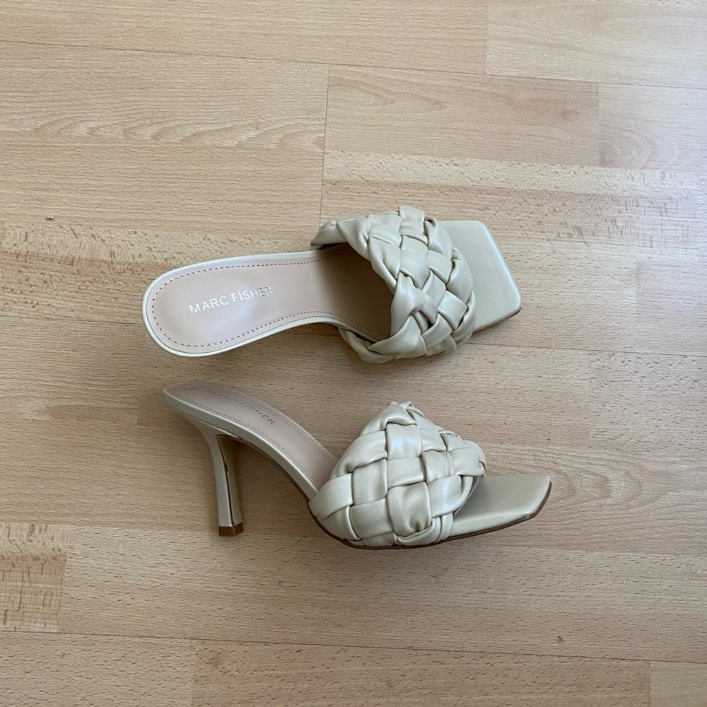 Marc Fisher Brizo Sandal - Picture 3 of 4
